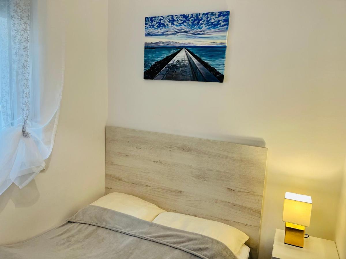 Balcsitthon Apartmanok Siófok Quarto foto